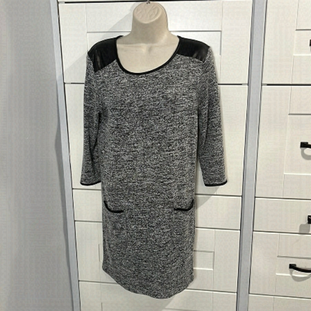 Lola’s Room size small dress or long sweater, gray and black